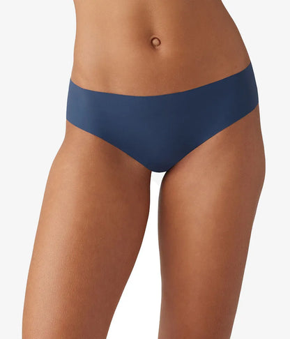 b.bare Cheeky: Crown Blue