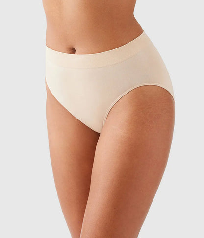 B-Smooth® Seamless Hi-Cut: Sand