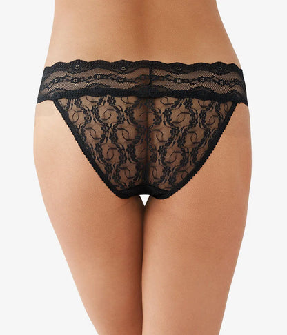 Lace Kiss Bikini Panty Pack: White/Crimson Red/Night