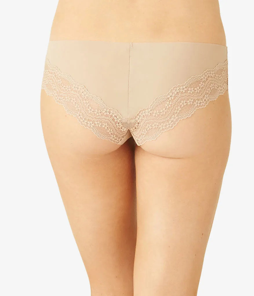 b.bare Cheeky: Au Natural