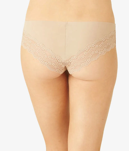 b.bare Cheeky: Au Natural